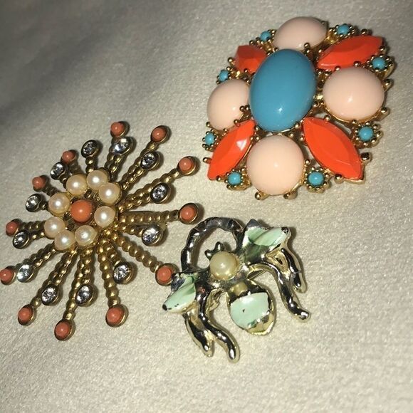 Set of Orange and Blue Summer Brooches!! - Picture 3 of 6